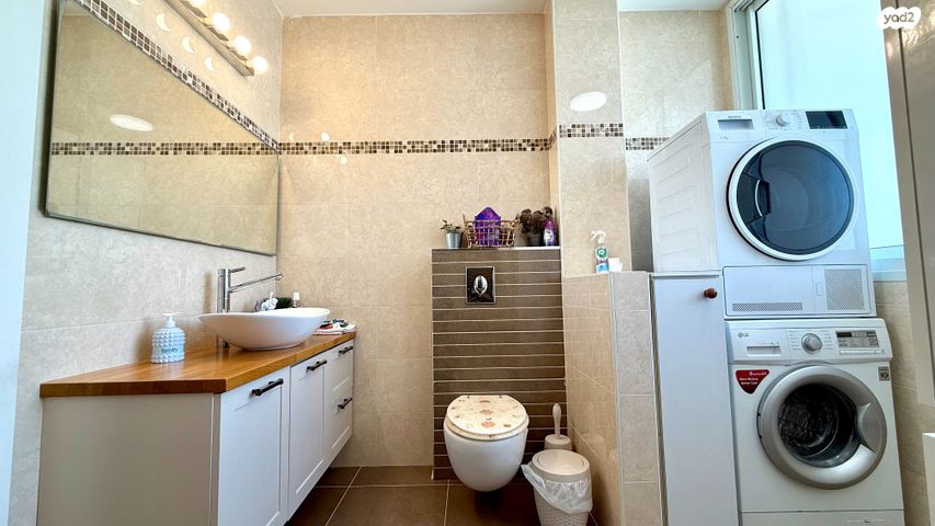 גג/ פנטהאוז, רא"ל מוטה גור, היובל, שרונה, רחובות