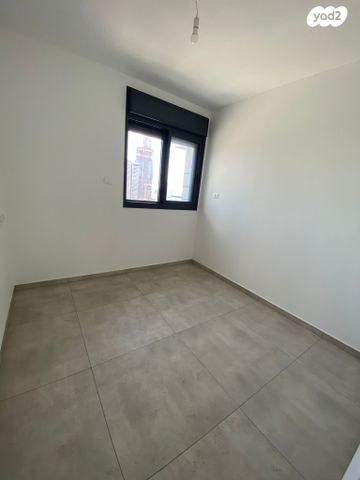 דירה, ערבי נחל 5, סיטי, גבעתיים