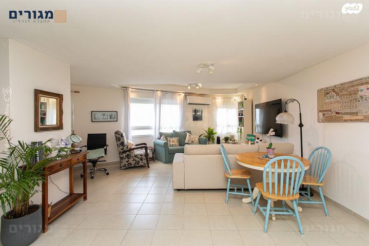 דופלקס, אנדה עמיר, רמת גולדה, חיפה