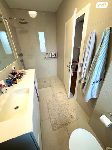 דירה, אריק איינשטיין 8, הרצליה ב', הרצליה