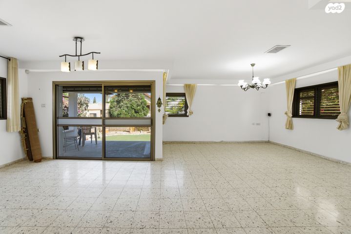 בית פרטי/ קוטג', מיתר / כרמית