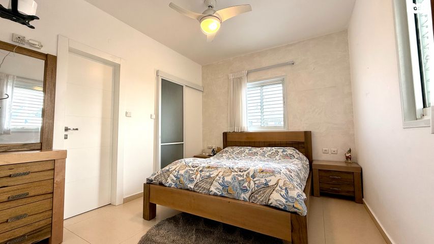 גג/ פנטהאוז, רא"ל מוטה גור, היובל, שרונה, רחובות