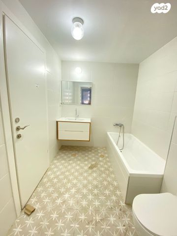 דירה, ערבי נחל 5, סיטי, גבעתיים