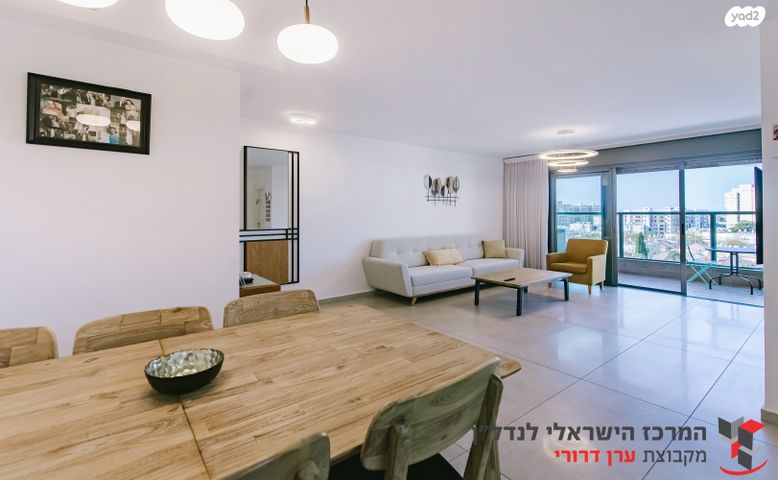 דירה, קלוזנר 6, לב העיר, בת ים