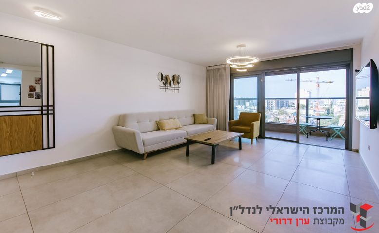 דירה, קלוזנר 6, לב העיר, בת ים