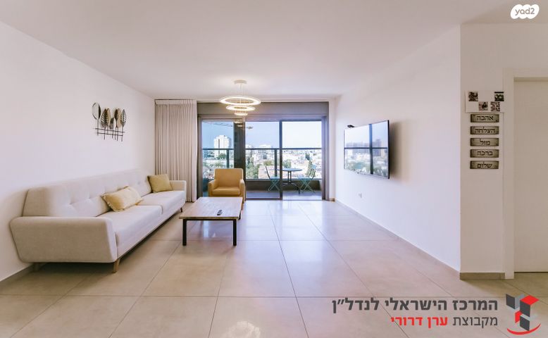 דירה, קלוזנר 6, לב העיר, בת ים