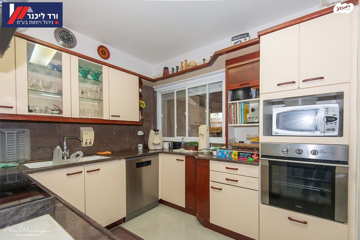 דו משפחתי, קרית חרושת, קרית טבעון