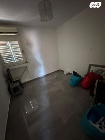 דירה, הרב משה חלפון הכהן 511, ברית כהונה, נתיבות