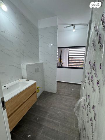 דירה, רועי קליין, נווה שמיר רמת בית שמש ה-1, בית שמש