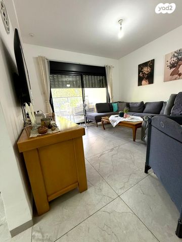 דירה, שדרות וייצמן, ביאליק דרום, קרית ביאליק