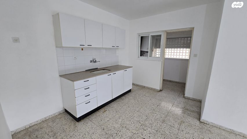 דירה, כרמיאל