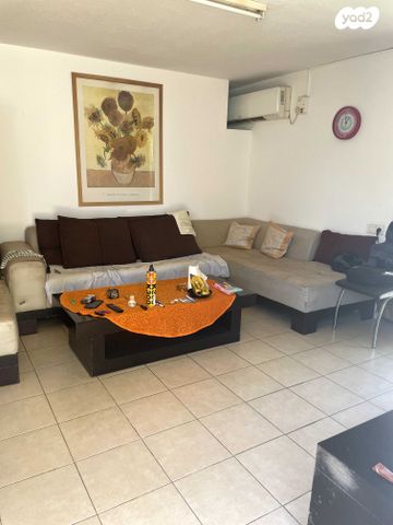 דו משפחתי, מבצע משה, נווה דקלים, אשקלון