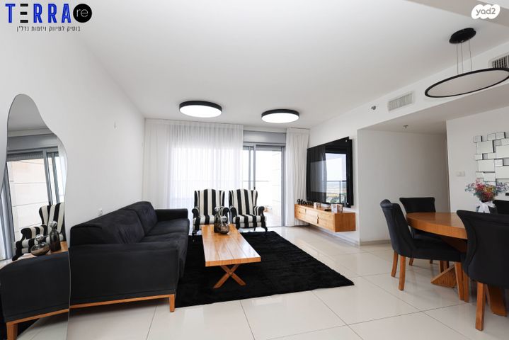 דירה, אלונים, קרית השרון, נתניה