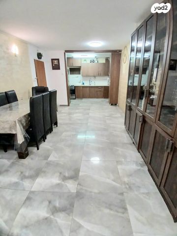 דירה, נתיבות