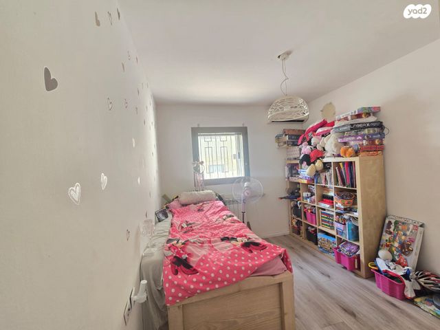 דירה, אליהו קורן, חומת שמואל, הר חומה, ירושלים