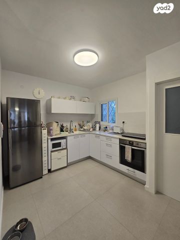 דירה, דובנוב, מרכז דרום, רעננה