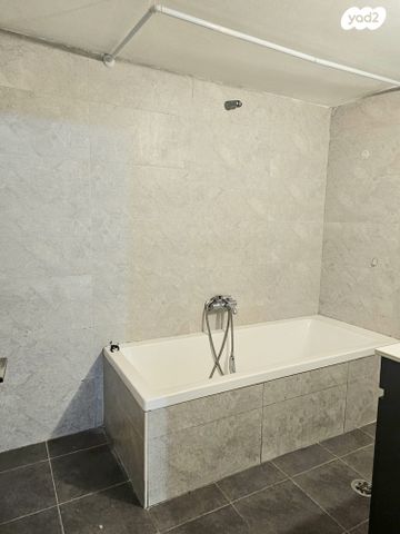 דירת גן, ח.נ. ביאליק 50, רמלה