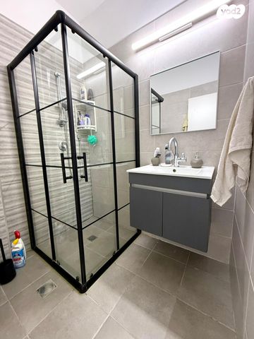 דירה, שדרות וייצמן, ביאליק דרום, קרית ביאליק