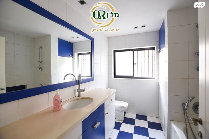 דו משפחתי, קרית יערים, רמת השרון