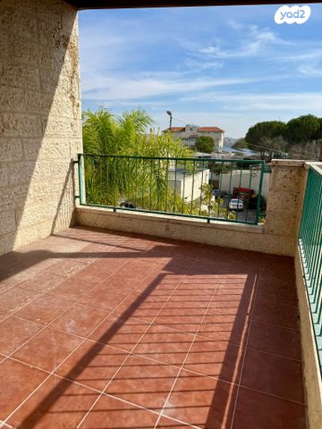 דירה, דרגות, נווה מנחם, גבעת זאב