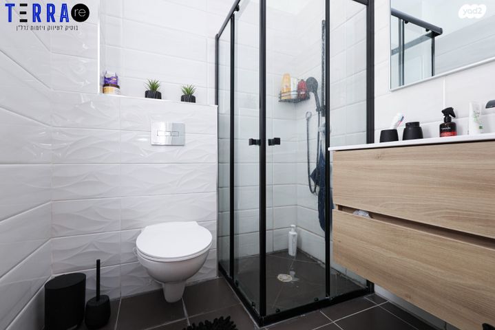 דירה, אלונים, קרית השרון, נתניה