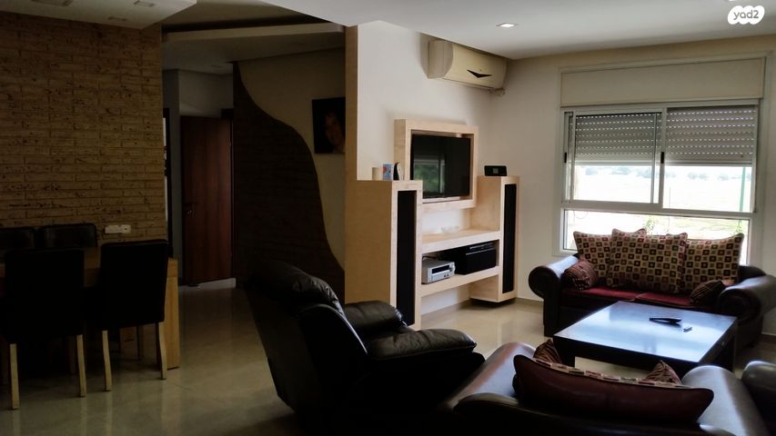 דירה, שדרות אליעזר בן יהודה, גולדה, אשקלון