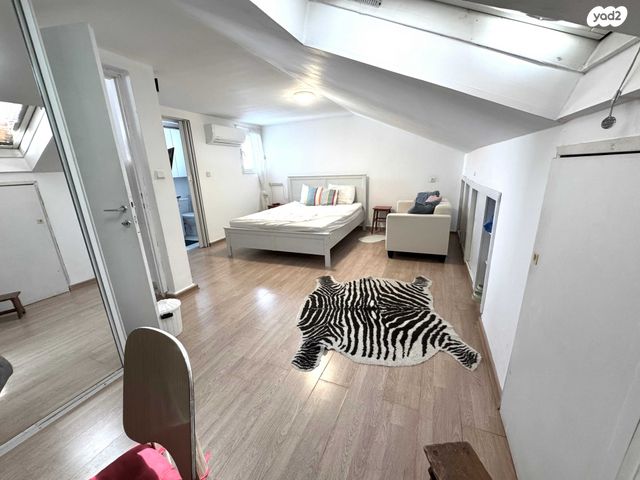 דו משפחתי, הרצליה הצעירה, הרצליה