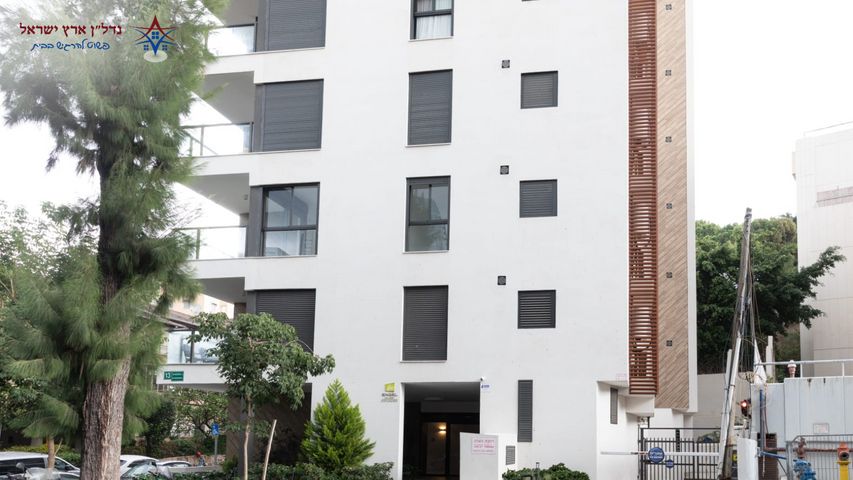 דירה, החשמונאים 13, שכונת חשמונאים, מרכז העיר א, רמת גן