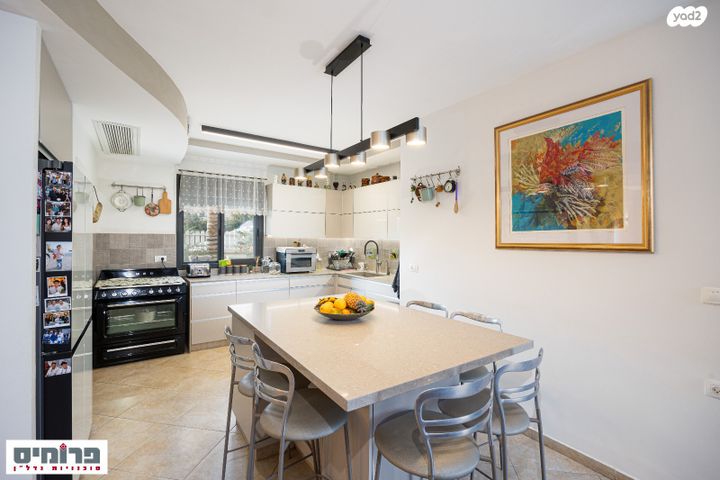 בית פרטי/ קוטג', הכרכום, עיר גנים, ירושלים