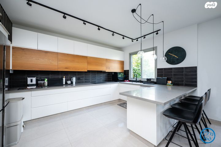 דו משפחתי, מושבה מרכז, זכרון יעקב