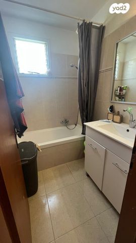 דירה, הכרמל 21, רמת הנשיא, בת ים