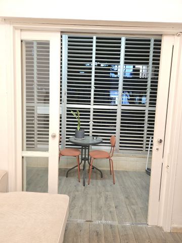 דירה, יהושע חנקין, נאות שושנים, חולון