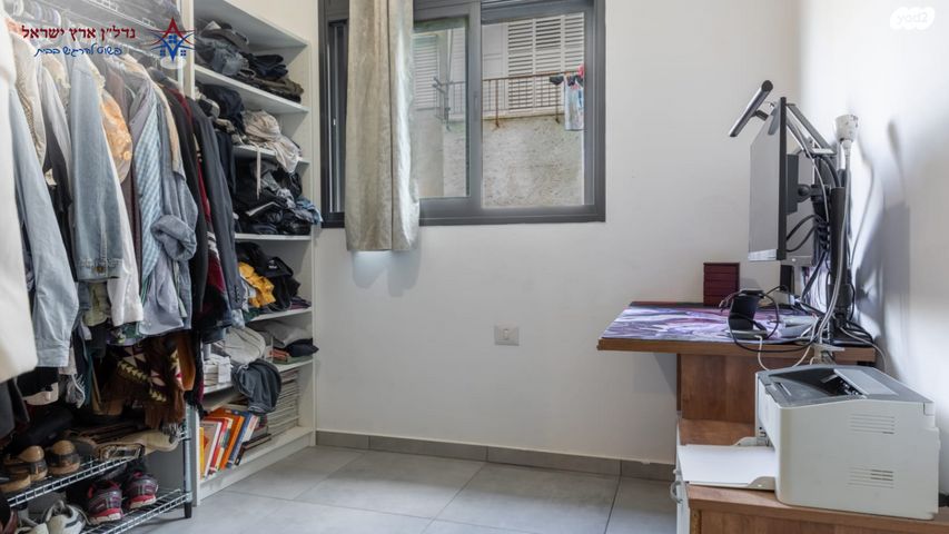 דירה, החשמונאים 13, שכונת חשמונאים, מרכז העיר א, רמת גן