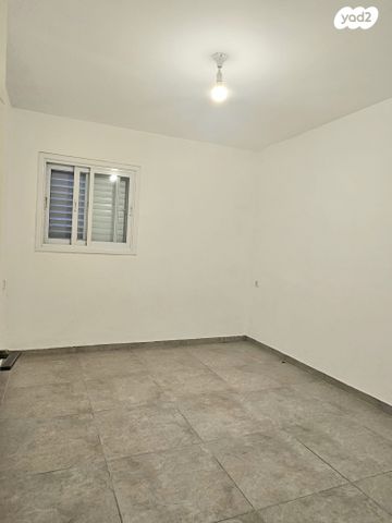 דירת גן, ח.נ. ביאליק 50, רמלה