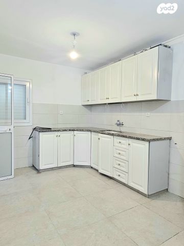 דירת גן, ח.נ. ביאליק 50, רמלה