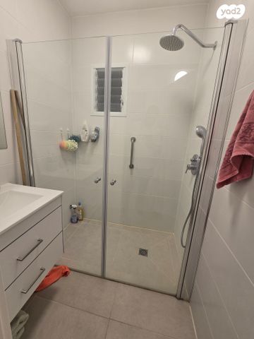 דירה, דובנוב, מרכז דרום, רעננה