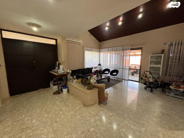 בית פרטי/ קוטג', דרך הנחשונים, אריאל