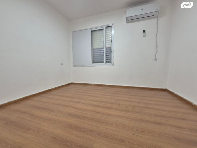 דירה, יהודה שטיין, אשכול, רמלה