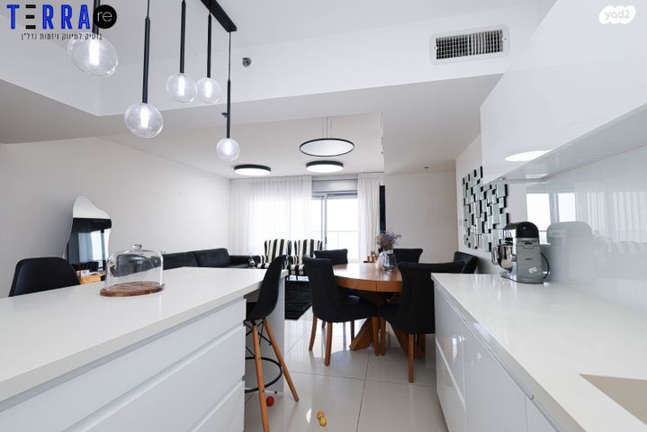 דירה, אלונים, קרית השרון, נתניה