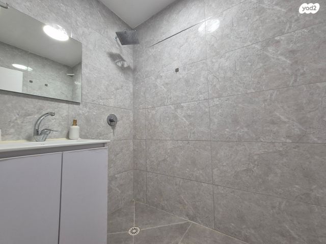 דירה, יהודה שטיין, אשכול, רמלה