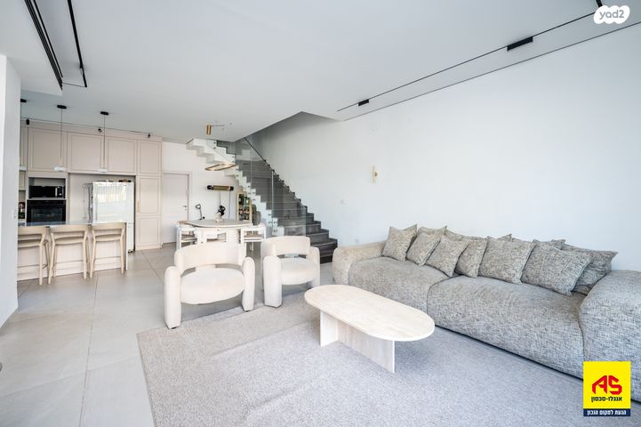 בית פרטי/ קוטג', פרדס חנה כרכור