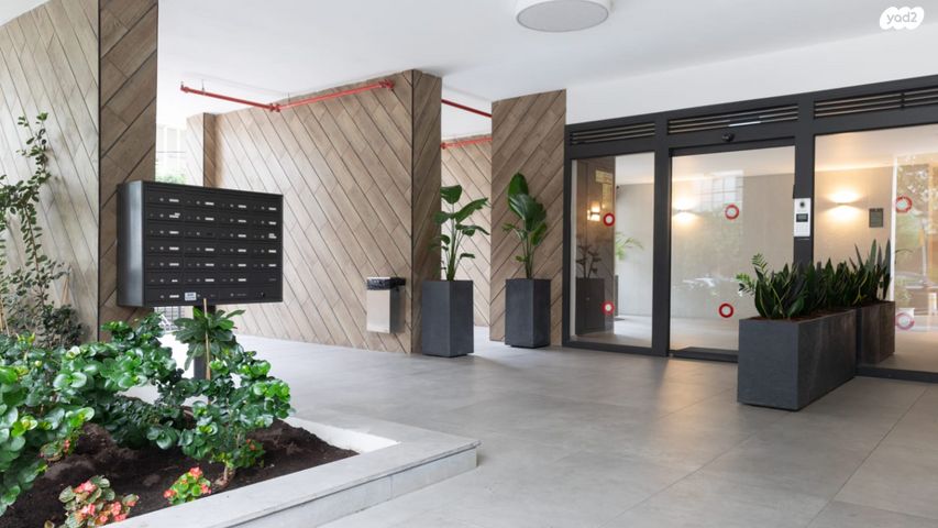 דירה, החשמונאים 13, שכונת חשמונאים, מרכז העיר א, רמת גן