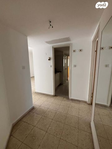 דירה, הרי הגלעד, תל בנימין, רמת גן