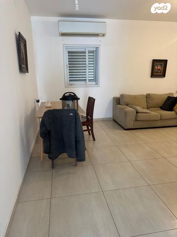 דירה, כפר סבא