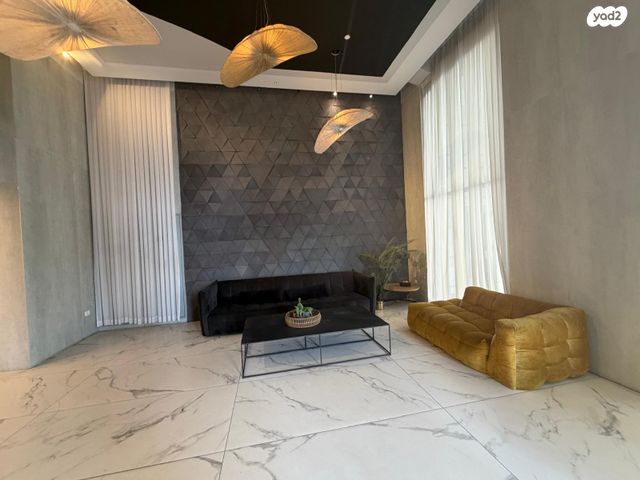 גג/ פנטהאוז, צבי תדמור 2, ח-501, חולון