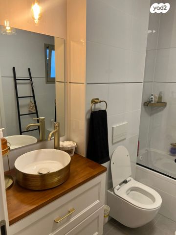 דירה, הרב אלעזר אבוחצירה, השחר, דימונה