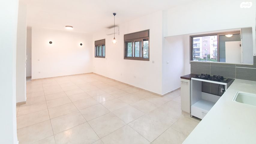 דירה, א.ד. גורדון, מוצקין הותיקה, קרית מוצקין