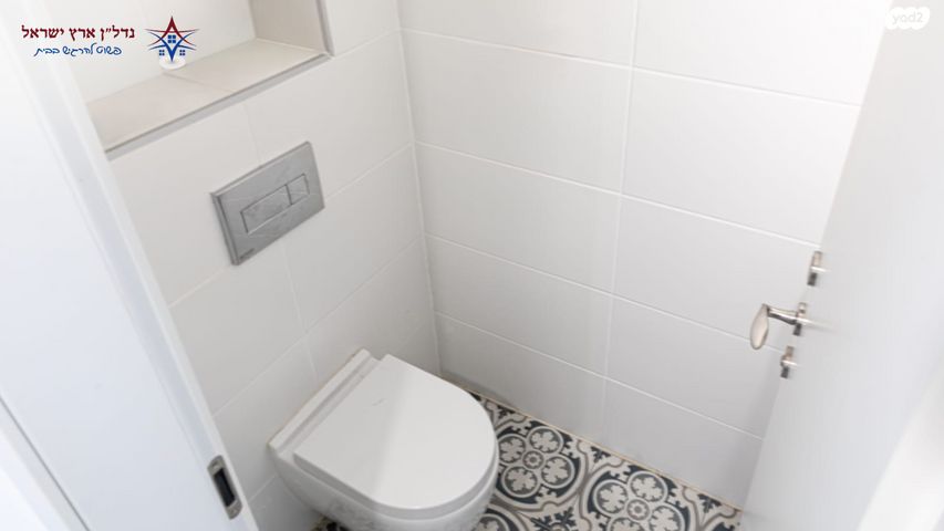 דירה, החשמונאים 13, שכונת חשמונאים, מרכז העיר א, רמת גן