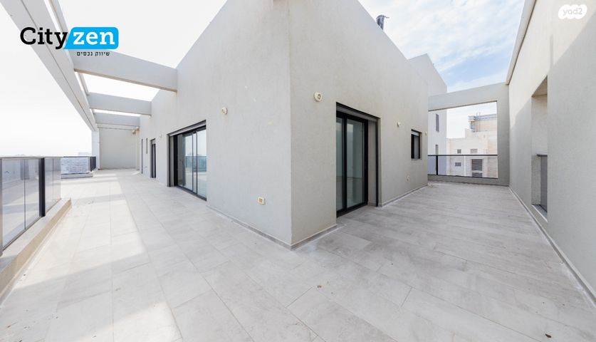 גג/ פנטהאוז, שמואל הנציב 27, צפון מערב מרכז העיר, נתניה