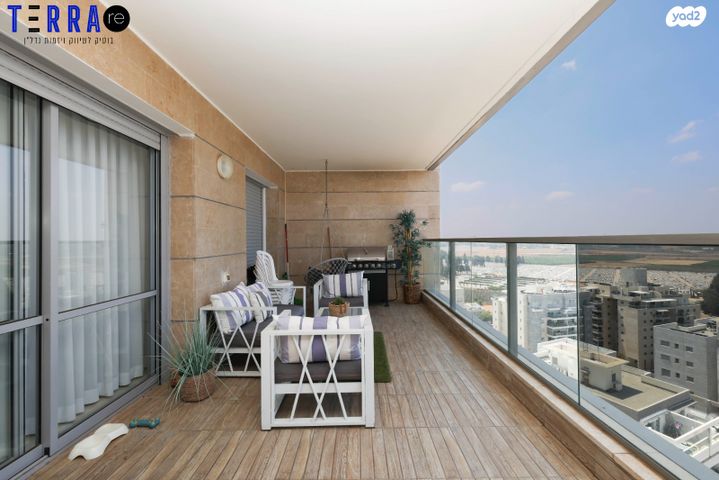 דירה, אלונים, קרית השרון, נתניה